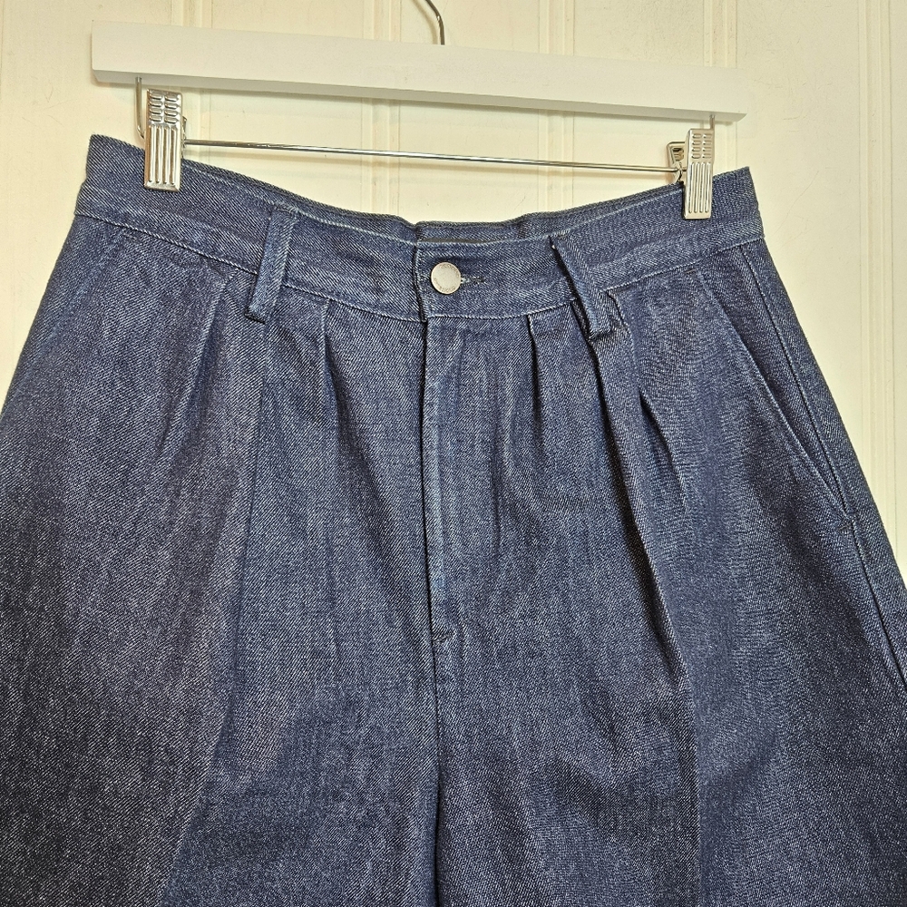 Banana Republic Piper Bermuda Shorts Womens Size 26 High Rise Dark Wash Pleated - Picture 3 of 16